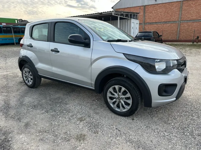 Fiat Mobi Like 1.0 Fire Flex 5P. 2025