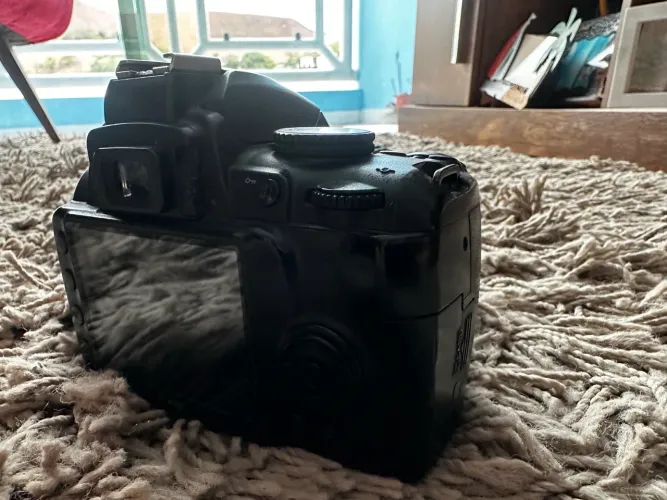 Nikon D3000 + Lente 18-55mm VR | DSLR PROFISSIONAL