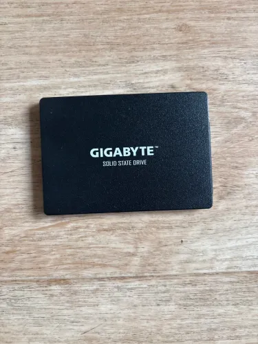SSD 256 Gb - Gigabyte