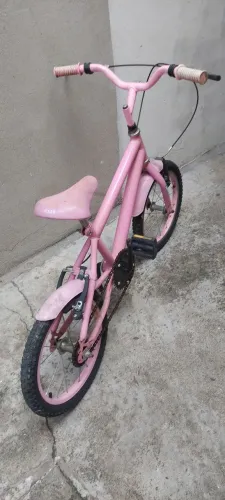 Bicicleta infantil Menina