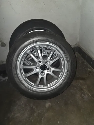 Conjunto 4 Rodas Toyota Original acompanha calotihhas centrais