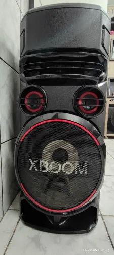 Caixa LG XBOOM