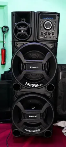 Caixa De som AmvoX 1400 W Tudo novinho com documento e tudo, valor 750,00