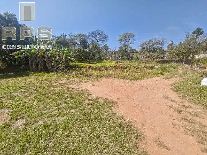 Terreno plano a venda no bairro Estância Brasil em Atibaia, próximo ao Condomínio Palavra