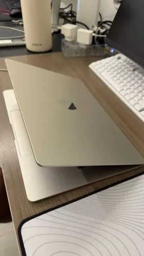 Apple MacBook Air M4 15"