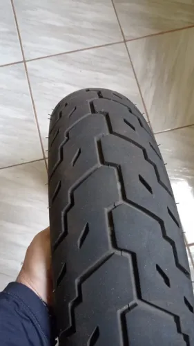 pneu technic 130/90/16 otimo estado.