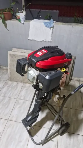 Vendo ou troco Motor para caiaque ou barco pequeno