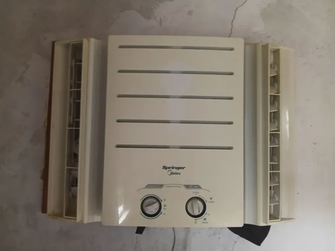 Ar-condicionado 7500 btus 