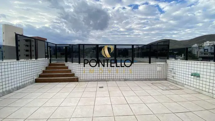 Cobertura à venda no bairro Buritis, com 204 m², 04 quartos (01 suíte), 04 vagas