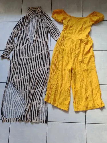 Vestido e macaquinho