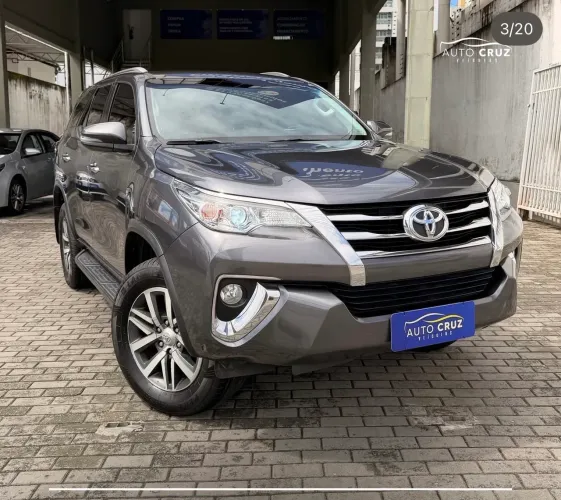 Toyota Hilux SW4 SRV 4X2 2.7 Flex 16V Aut. 2019