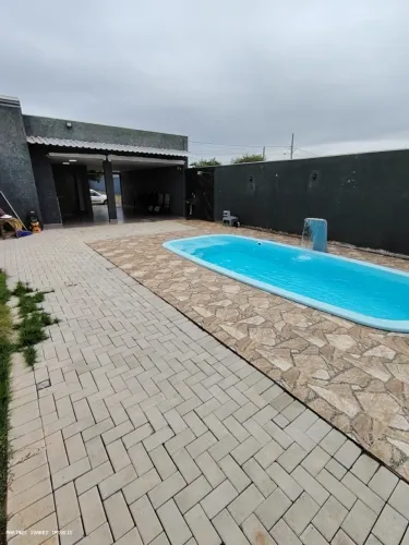 Casa para Venda em Foz do Iguaçu, Parque da lagoa 1, 1 dormitório, 1 banheiro, 2 vagas