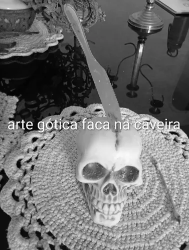 Caveira decorativa $300