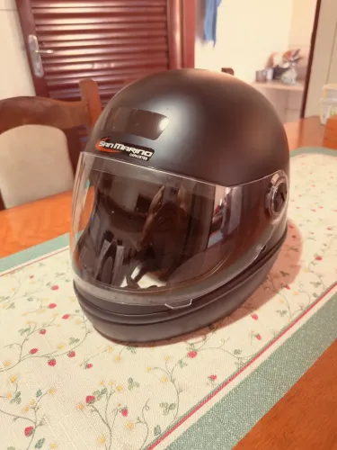 Capacete SAN Marino novo 58