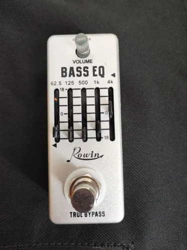 Pedal para baixo bass eq rowin