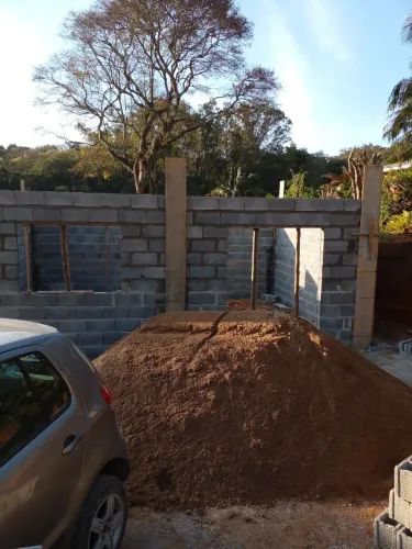 Pedreiro disponível