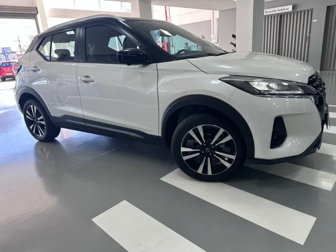 Nissan Kicks Exclusive 1.6 16V Flex AUT 2024