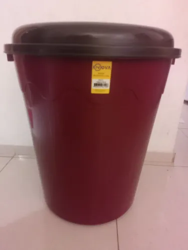 Balde plástico 110L