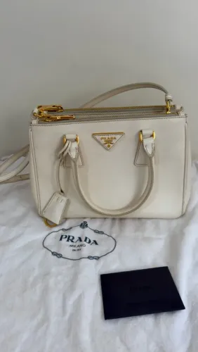 Bolsa Prada 