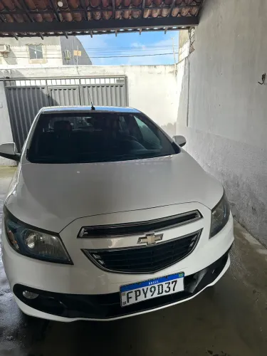 Chevrolet Onix Hatch LTZ 1.4 8V Flex Power Mec. 4P 2015