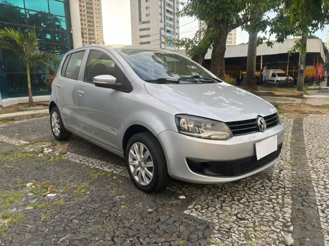 Volkswagen Fox 1.6 MI I Motion Total Flex 8V 5P 2011