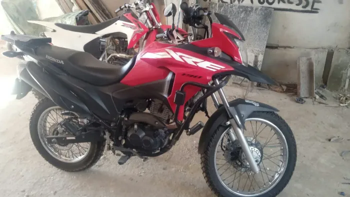 MOTO XRE 190 ANO 2024 UNICO DONO,