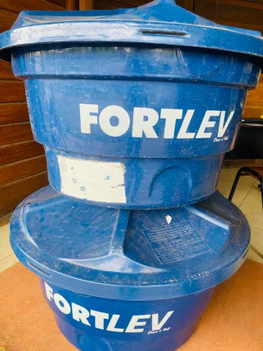 02 Caixas D'água Fortlev 150L