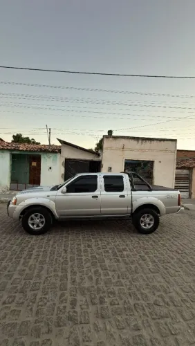 Nissan Frontier Se/se Strik/one CD 4X4 2.8 Dies 2003