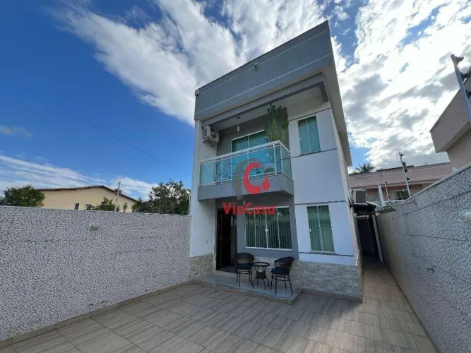 Casa com 2 dormitórios para alugar, 90 m² por R$ 3.590,00/mês - Costazul - Rio das Ostras/