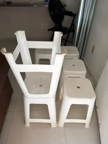 Vende-se bancos Tramontina