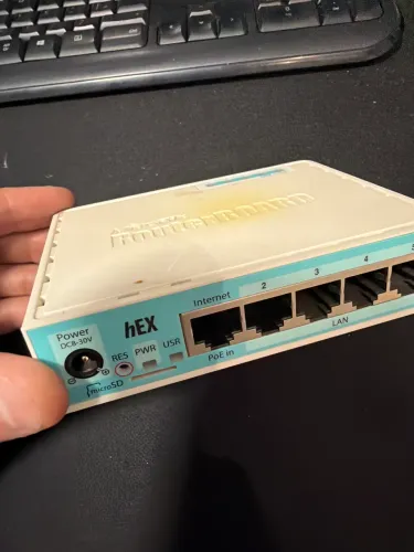 Mikrotik rb750 5 portas