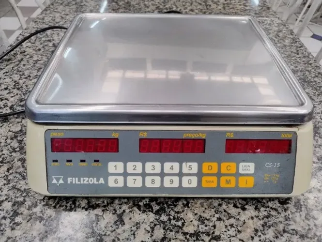 Vendo balança, espremedor/extrato de suco, selador de marmitex e picador de legumes