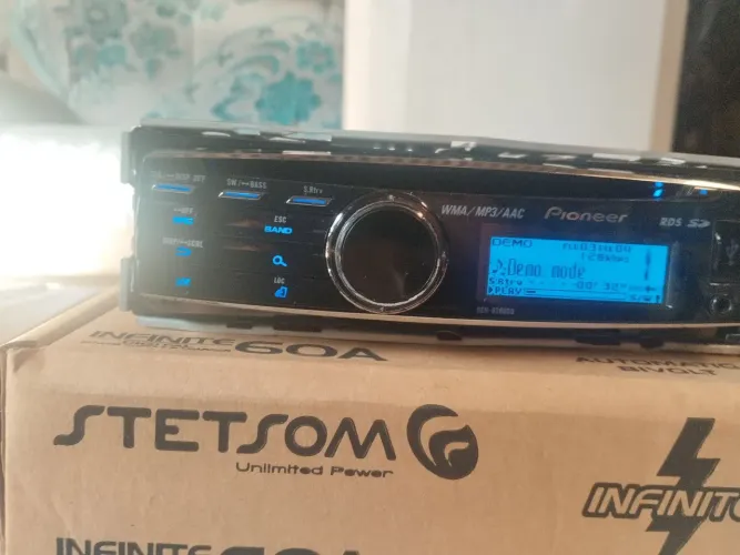 Pionner Golfinho ? 8380SD