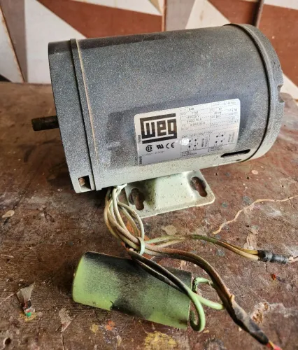 MOTOR WEG 1/4