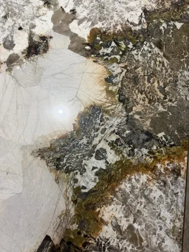 Tampo de mesa Alpinus Black Crystal