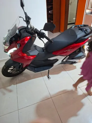 Vendo adv 2026 muito Nova