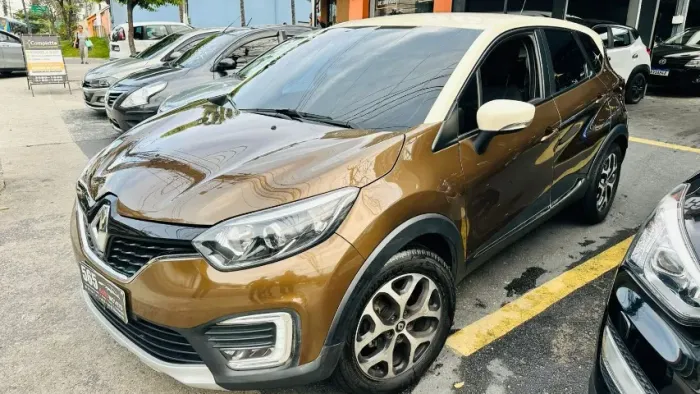Mensais de R$1.441,95 + Entrada Facilitada Renault Captur Intense 2.0 Automatico 2018