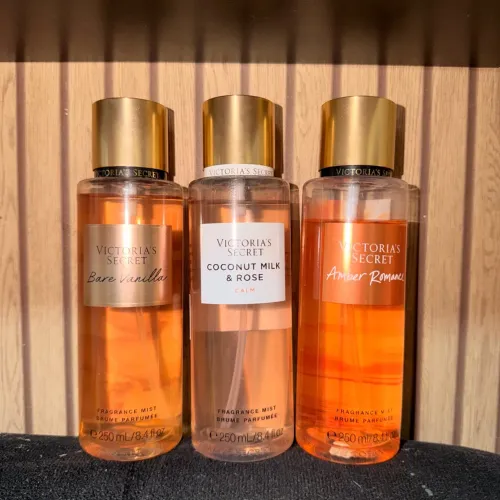 Kit com 3 Body Splash Victoria?s Secret - 250 ml cada