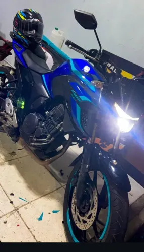 Fz25  2023  