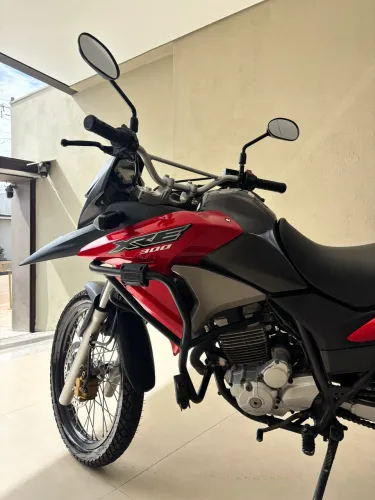 XRE 300 - 2016