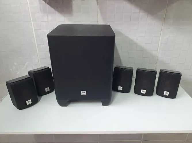 Home theater conjunto 5.1 JBL cinema 510