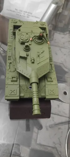 Miniatura tanque militar segunda guerra.