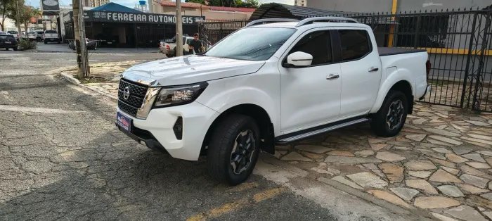 Nissan Frontier XE CD 4X4 2.3 Bi-TB Diesel Aut. 2023