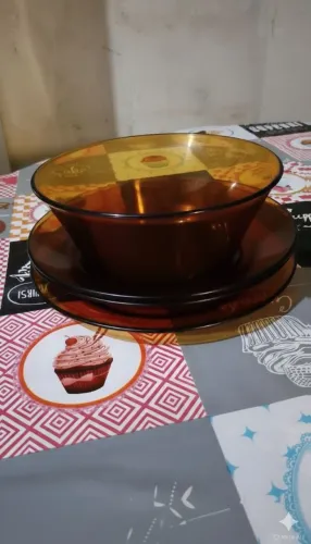 Conjunto de 3 pratos e 1 vasilia Duralex - marrom - âmbar - vintage original