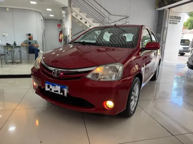 Toyota Etios XLS 1.5 Flex 16V 5P Mec. 2013