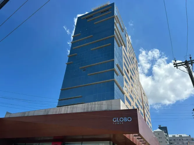 Escritório/Sala Comercial no Globo Tower - Canto