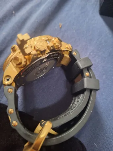 Invicta Bold