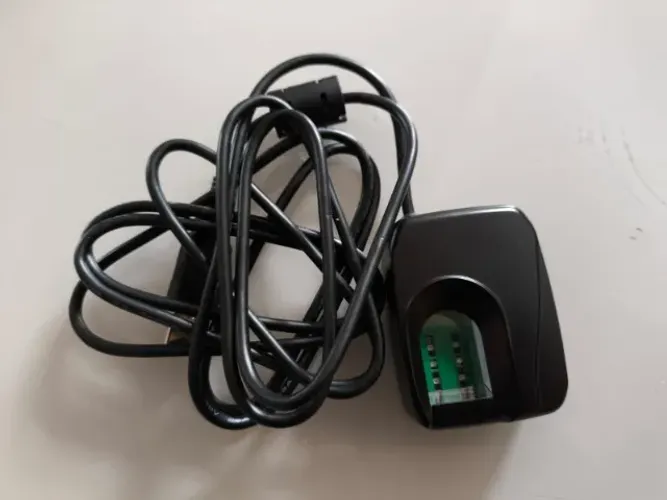 Leitor biométrico FS80h