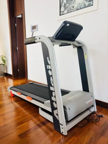 Esteira Athletic Advanced 750 EE