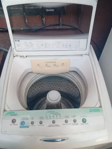 Geladeira Brastemp Frost Free de 324l mais máquina de lavar Brastemp de 8kl